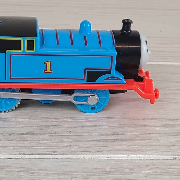 Thomas the Train 2013 Gullane Mattel Thomas The Tank - Picture 2 of 7